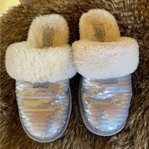 UGG SILVER SEQUINED SLIPPERS